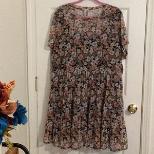 AUW floral dress with black lining